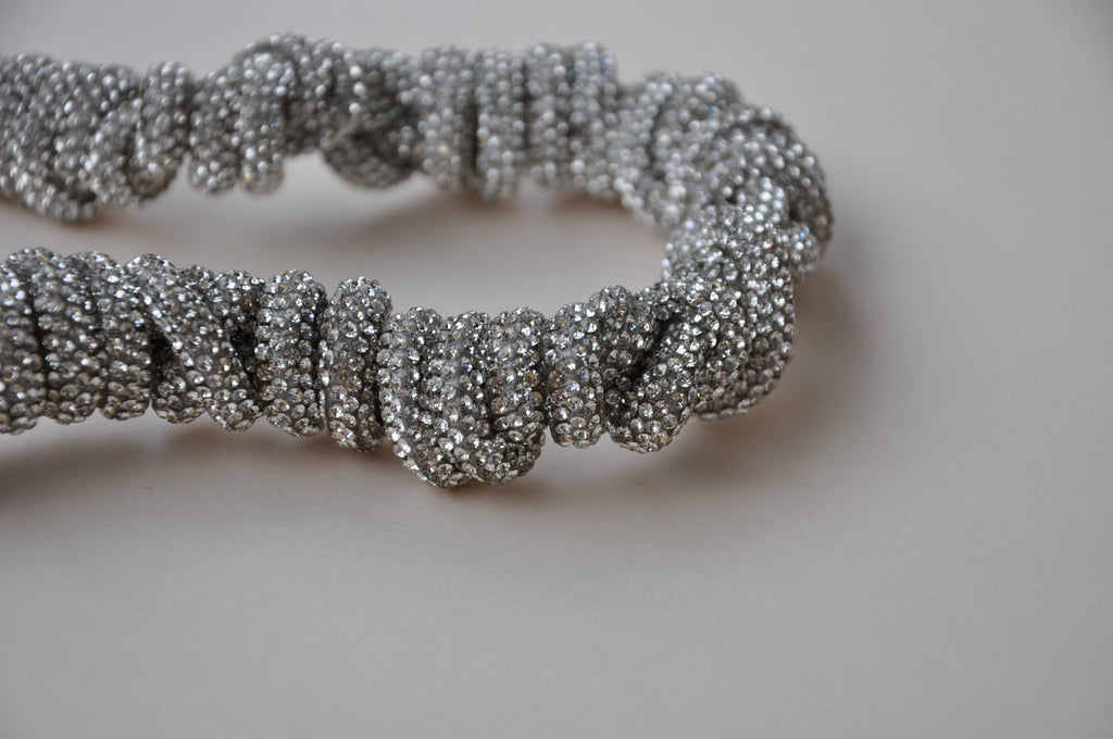 BAG CHAIN - Cannes white silver - close up - TIEFENBACHER LEHMANN