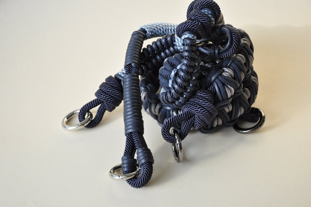 BAG STRAP - Barcelona midnight flexi - close up with BAG STRAP Chicago midnight – choose your hardware - TIEFENBACHER LEHMANN