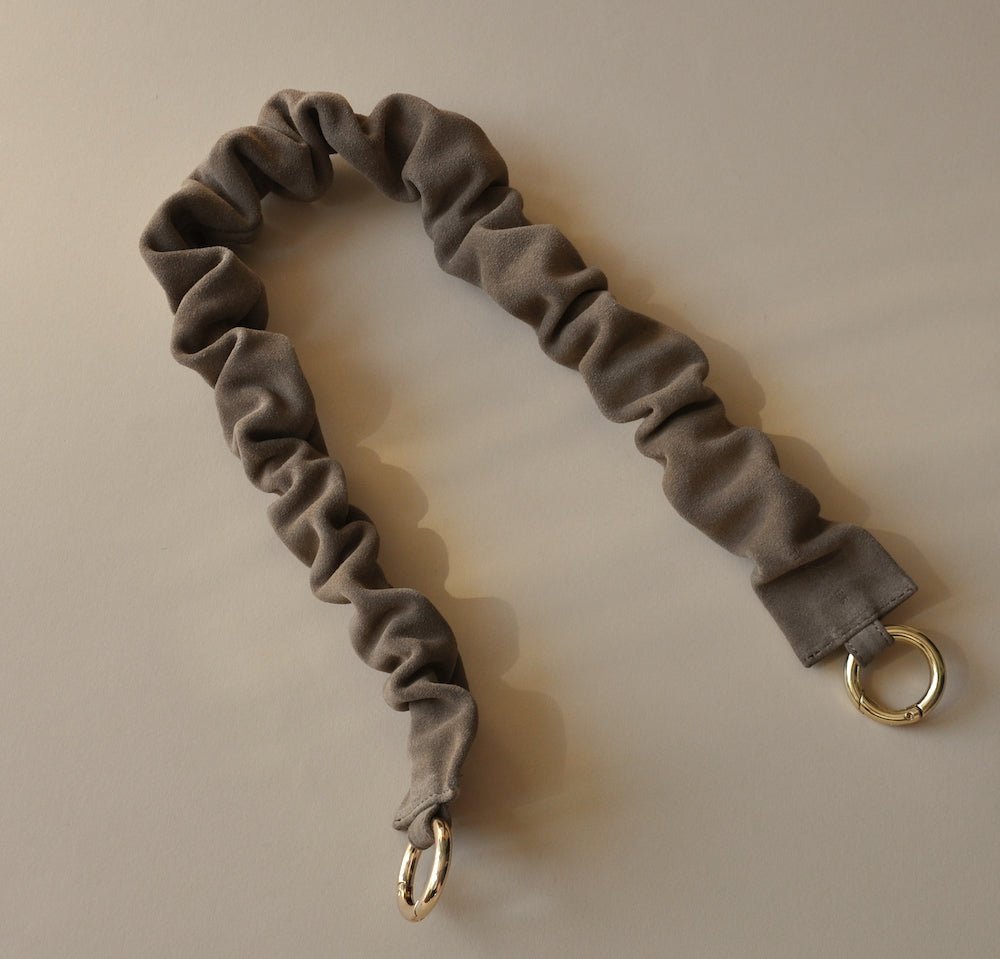 BAG STRAP - Scrunchie mocca mousse - bag strap with carabiner - choose your hardware - TIEFENBACHER LEHMANN