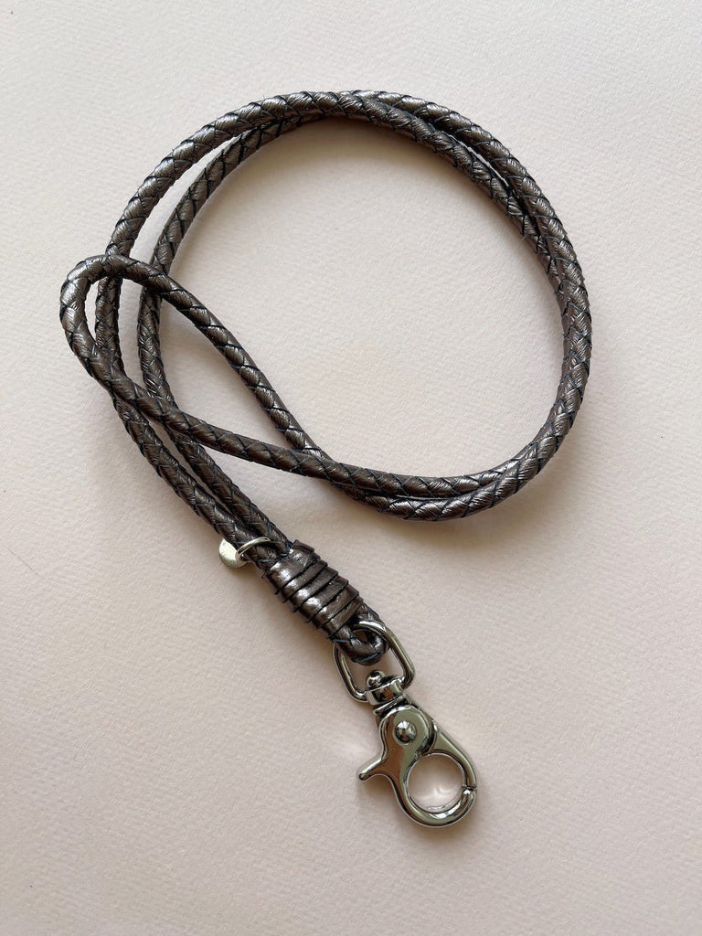 KEY CHAIN SLIM sporty - metallic burgundy - TIEFENBACHER LEHMANN